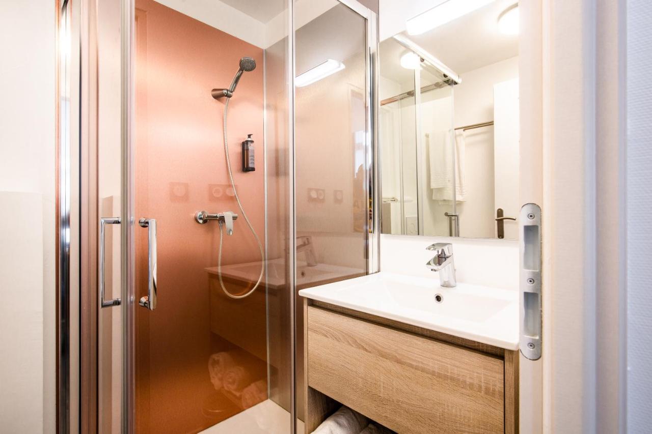 Hotel Pb - Paris-Barcelone Перпинян Екстериор снимка